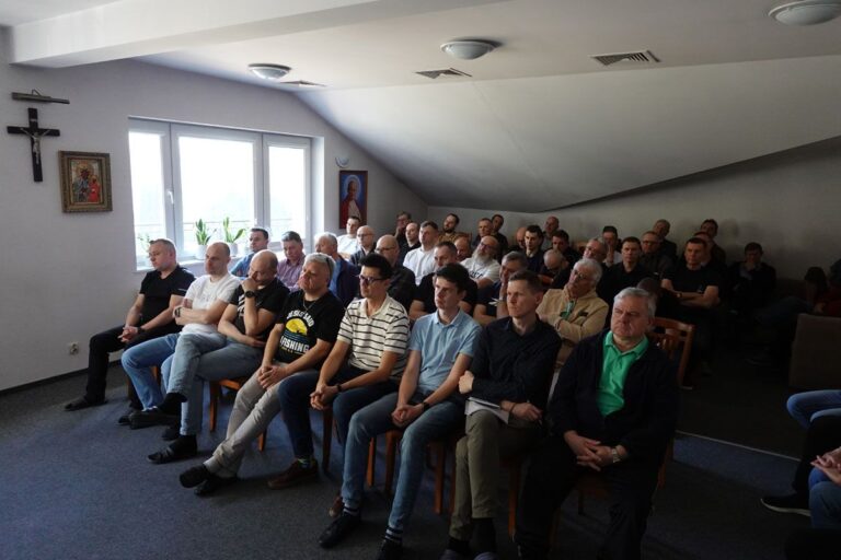 Rekolekcje wielkopostne nadzwyczajnych szafarzy Komunii Świętej w Hermanówce